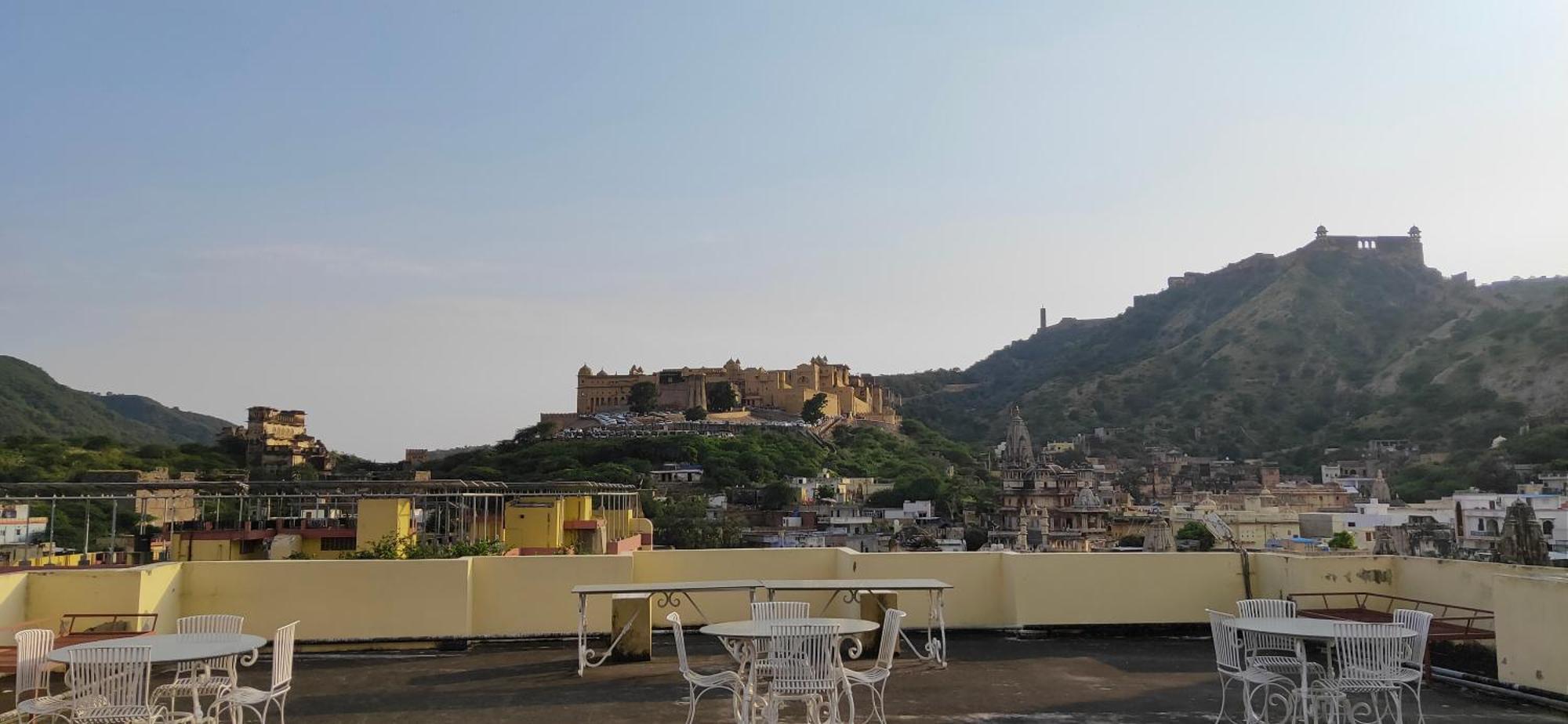 Adhbhut Hotel Dzsaipur Kültér fotó