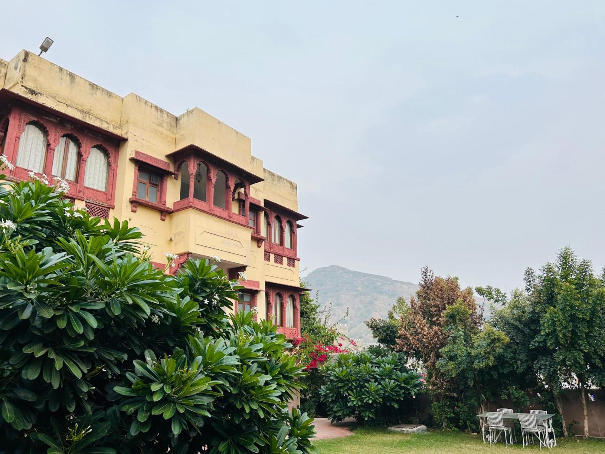 Adhbhut Hotel Dzsaipur Kültér fotó