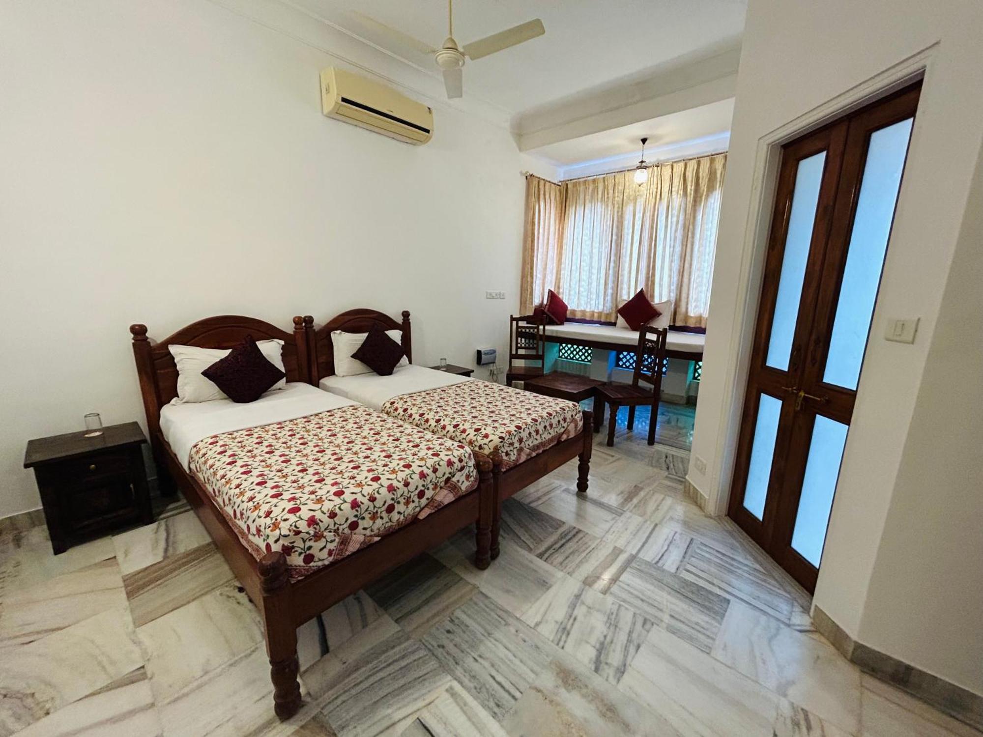 Adhbhut Hotel Dzsaipur Kültér fotó