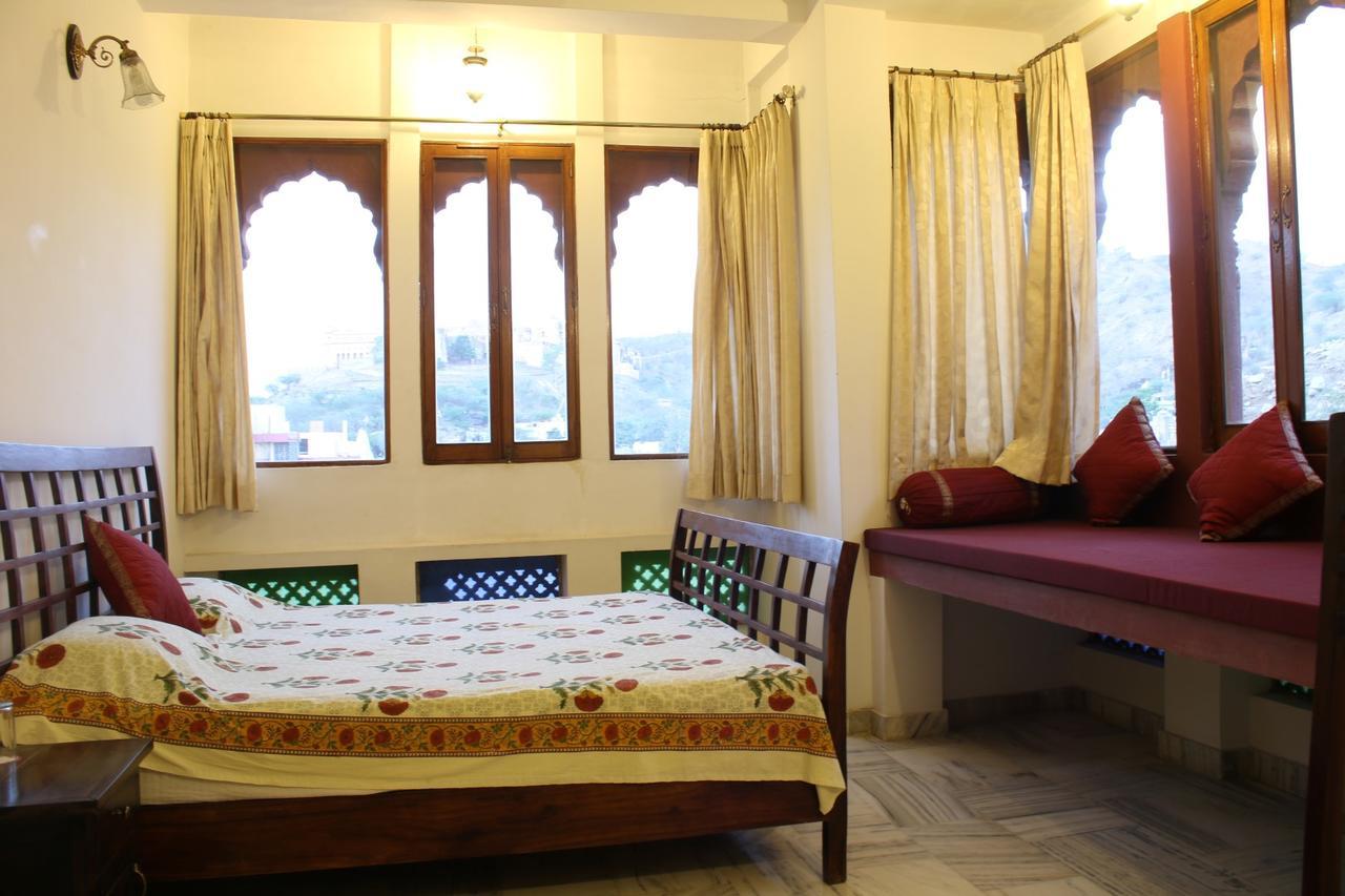 Adhbhut Hotel Dzsaipur Kültér fotó