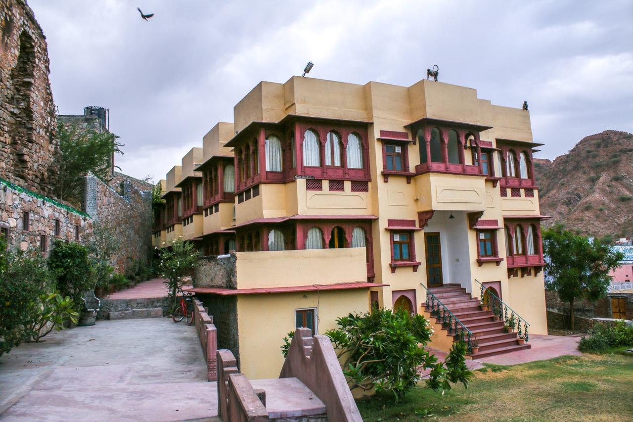 Adhbhut Hotel Dzsaipur Kültér fotó